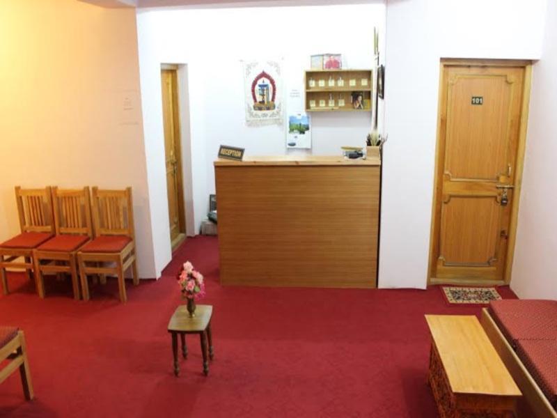 Hotel Lonchay Residency Leh Buitenkant foto
